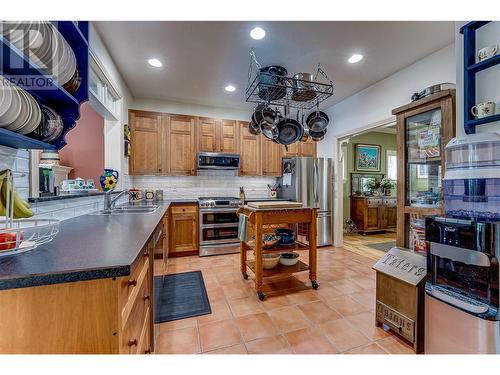 2520 Pheasant Ridge Drive, Armstrong, BC - Indoor Photo Showing Kitchen