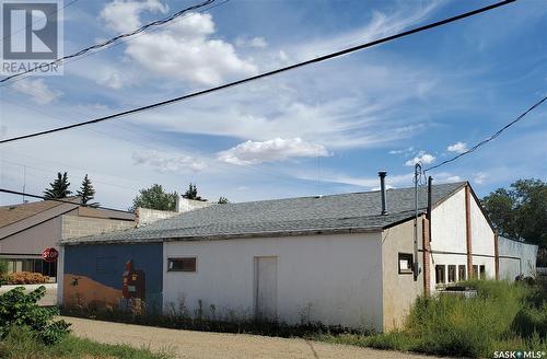 129 1St Avenue E, Ponteix, SK 