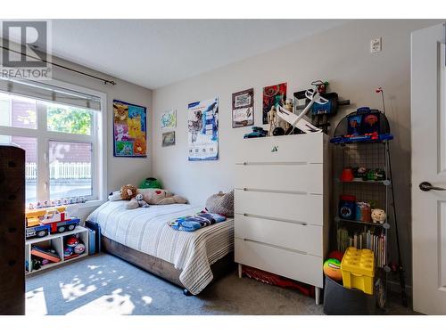 551 Yates Road Unit# 107, Kelowna, BC - Indoor Photo Showing Bedroom