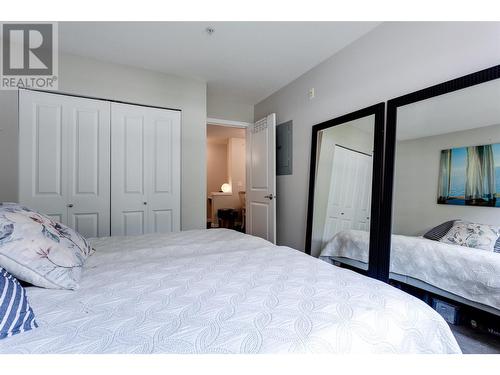 551 Yates Road Unit# 107, Kelowna, BC - Indoor Photo Showing Bedroom