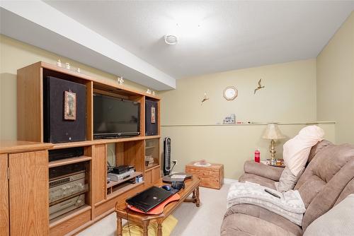 105-245 Snowsell Street, Kelowna, BC - Indoor