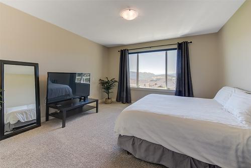 2424 Saddleback Way, West Kelowna, BC - Indoor Photo Showing Bedroom