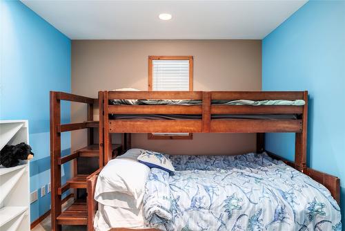 9434 Hodges Road, Vernon, BC - Indoor Photo Showing Bedroom