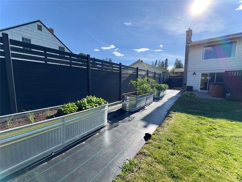 523 Stonor Street, Summerland, BC - Outdoor