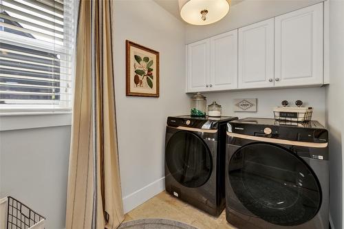 4830 Canyon Ridge Crescent, Kelowna, BC - Indoor Photo Showing Laundry Room