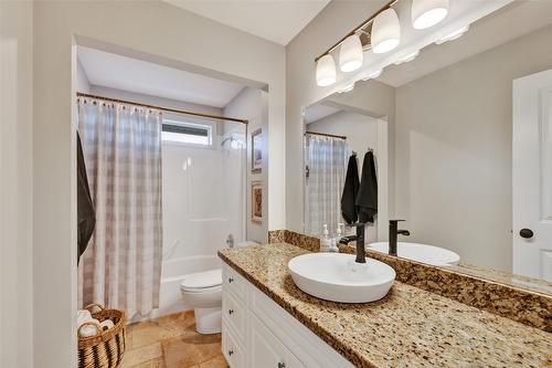 4830 Canyon Ridge Crescent, Kelowna, BC - Indoor Photo Showing Bathroom