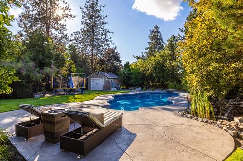 4830 Canyon Ridge Crescent, Kelowna, BC - Outdoor With In Ground Pool With Backyard