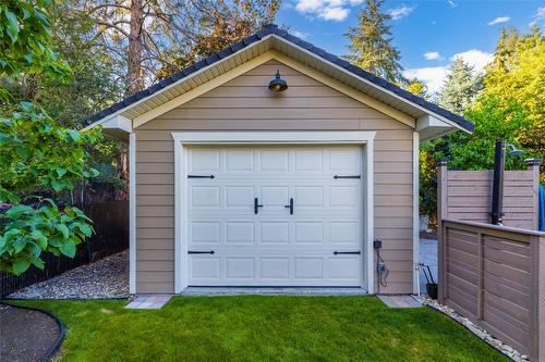 4830 Canyon Ridge Crescent, Kelowna, BC - Outdoor With Exterior