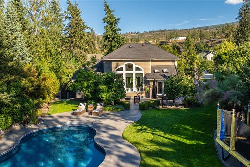 4830 Canyon Ridge Crescent, Kelowna, BC - Outdoor With In Ground Pool With Backyard