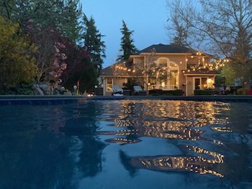 4830 Canyon Ridge Crescent, Kelowna, BC - Outdoor With Body Of Water