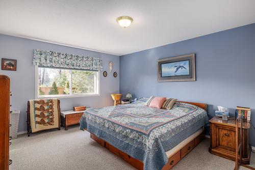 6-11290 Bond Road, Lake Country, BC - Indoor Photo Showing Bedroom