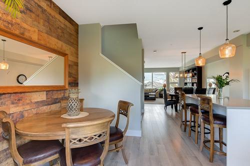 23-12798 Lake Hill Drive, Lake Country, BC - Indoor Photo Showing Dining Room