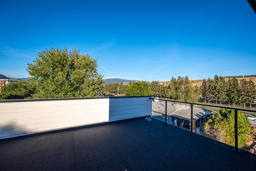 7-5661 Okanagan Landing Road, Vernon, BC - Outdoor