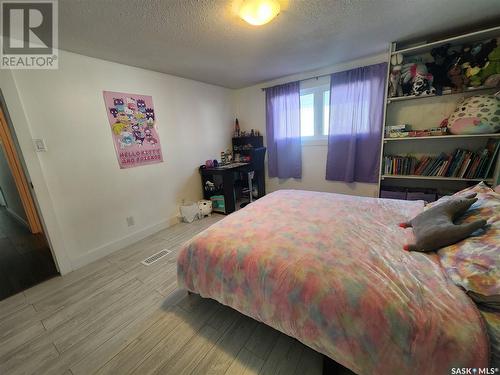 140 Laing Crescent, Weyburn, SK - Indoor Photo Showing Bedroom