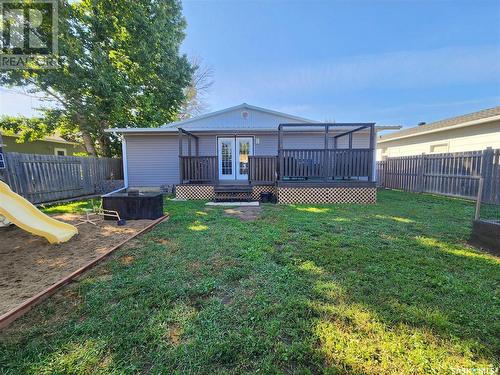 140 Laing Crescent, Weyburn, SK - Outdoor With Deck Patio Veranda