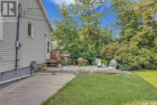 1302 7Th Avenue N, Saskatoon, SK - Outdoor