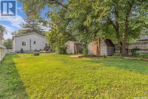 1302 7Th Avenue N, Saskatoon, SK - Outdoor With Backyard