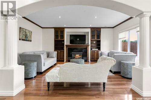 743 Bellmont Court, Saskatoon, SK - Indoor Photo Showing Living Room With Fireplace