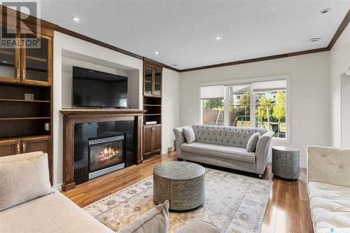 743 Bellmont Court, Saskatoon, SK - Indoor Photo Showing Living Room With Fireplace