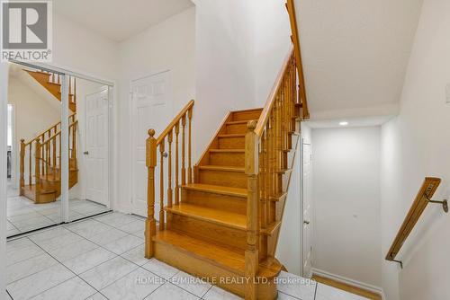 6405 Valiant Heights, Mississauga (Meadowvale Village), ON - Indoor Photo Showing Other Room