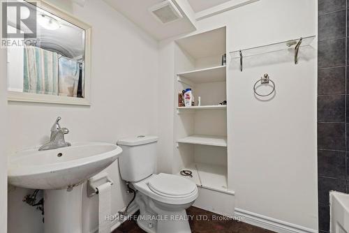 6405 Valiant Heights, Mississauga (Meadowvale Village), ON - Indoor Photo Showing Bathroom