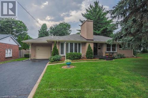 448 West Mile Road, London, ON - Outdoor With Deck Patio Veranda With Facade