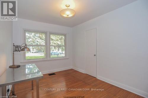 448 West Mile Road, London, ON - Indoor Photo Showing Other Room