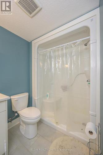 36 Freeman Lane, St. Thomas, ON - Indoor Photo Showing Bathroom