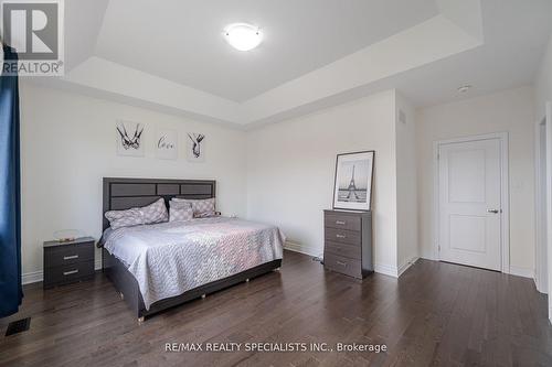 43 Petch Avenue, Caledon (Cheltenham), ON - Indoor Photo Showing Bedroom