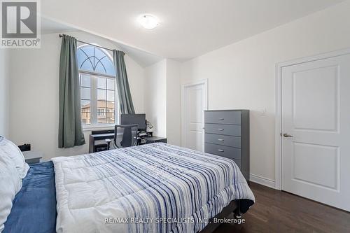 43 Petch Avenue, Caledon (Cheltenham), ON - Indoor Photo Showing Bedroom