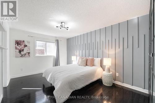 33 Rubysilver Drive, Brampton (Vales Of Castlemore), ON - Indoor Photo Showing Bedroom