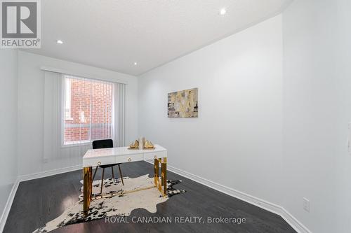 33 Rubysilver Drive, Brampton (Vales Of Castlemore), ON - Indoor