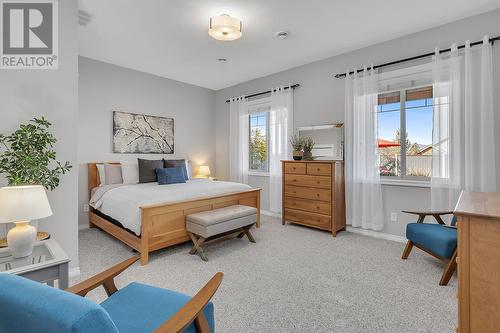 614 Quarry Avenue, Kelowna, BC - Indoor Photo Showing Bedroom