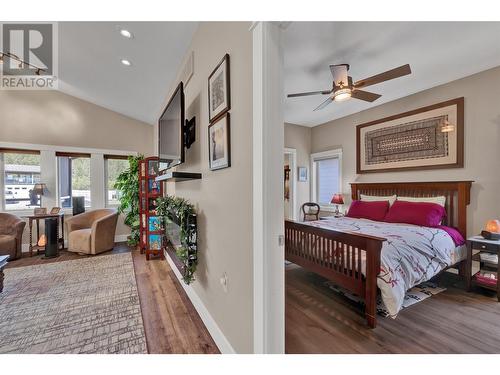 613 Nighthawk Avenue, Vernon, BC - Indoor Photo Showing Bedroom