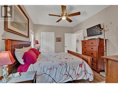 613 Nighthawk Avenue, Vernon, BC - Indoor Photo Showing Bedroom