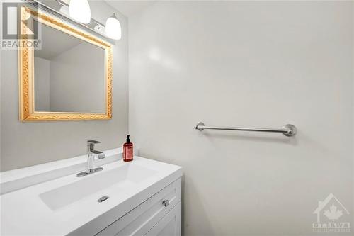 51 Sherway Drive Unit#4, Ottawa, ON - Indoor Photo Showing Bathroom