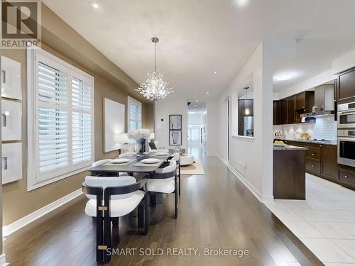 70 Paper Mills Crescent, Richmond Hill, ON - Indoor Photo Showing Dining Room