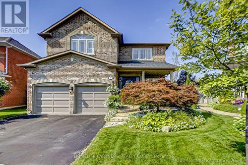 9 Lacona Crescent, Richmond Hill, ON - Outdoor With Facade