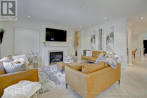 9 Lacona Crescent, Richmond Hill, ON - Indoor Photo Showing Living Room With Fireplace