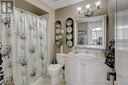 9 Lacona Crescent, Richmond Hill, ON - Indoor Photo Showing Bathroom