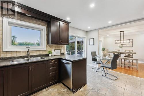 100 Pine Post Road, Georgina (Keswick North), ON - Indoor Photo Showing Kitchen With Double Sink