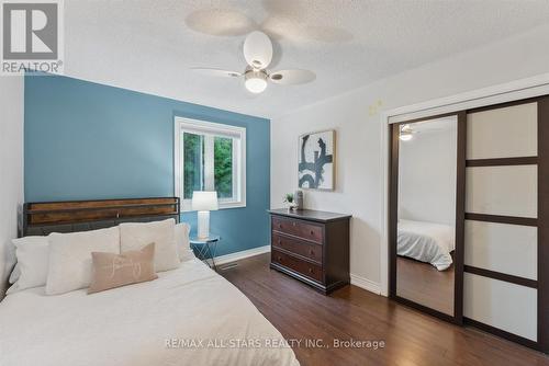 100 Pine Post Road, Georgina (Keswick North), ON - Indoor Photo Showing Bedroom