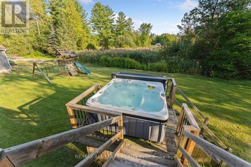 100 Pine Post Road, Georgina (Keswick North), ON - Outdoor With Backyard