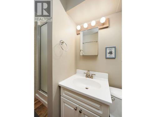 378 Mcpherson Place, Prince George, BC - Indoor Photo Showing Bathroom