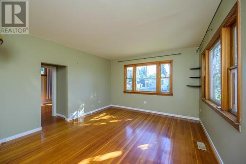 1338 17Th Avenue, Prince George, BC - Indoor Photo Showing Other Room