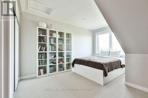 302 - 4 Anchorage Crescent, Collingwood, ON - Indoor Photo Showing Bedroom