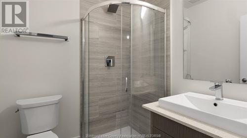 1900 Concession Rd 6 Unit# 302, Lasalle, ON - Indoor Photo Showing Bathroom