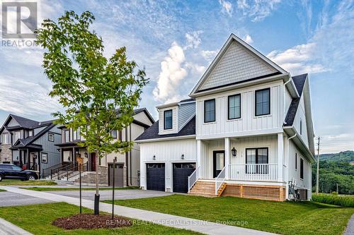 174 Courtland Street, Blue Mountains (Blue Mountain Resort Area), ON - Outdoor With Facade