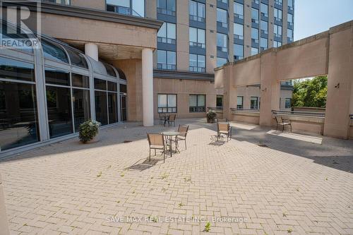 1709 - 1 Hickory Tree Road, Toronto (Weston), ON 