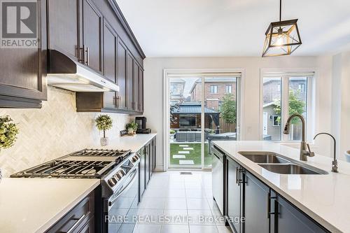 61 Ash Hill Avenue, Caledon, ON - Indoor Photo Showing Kitchen With Double Sink With Upgraded Kitchen